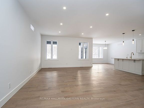 5th image of 11A Maplewood Ct