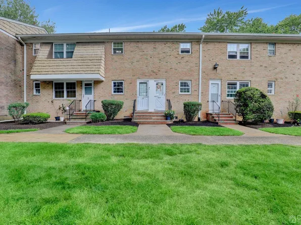 363 Cranbury Rd APT D8, East Brunswick, NJ 08816