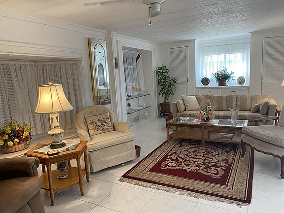 5th image of 8359 SE Eagle Ave