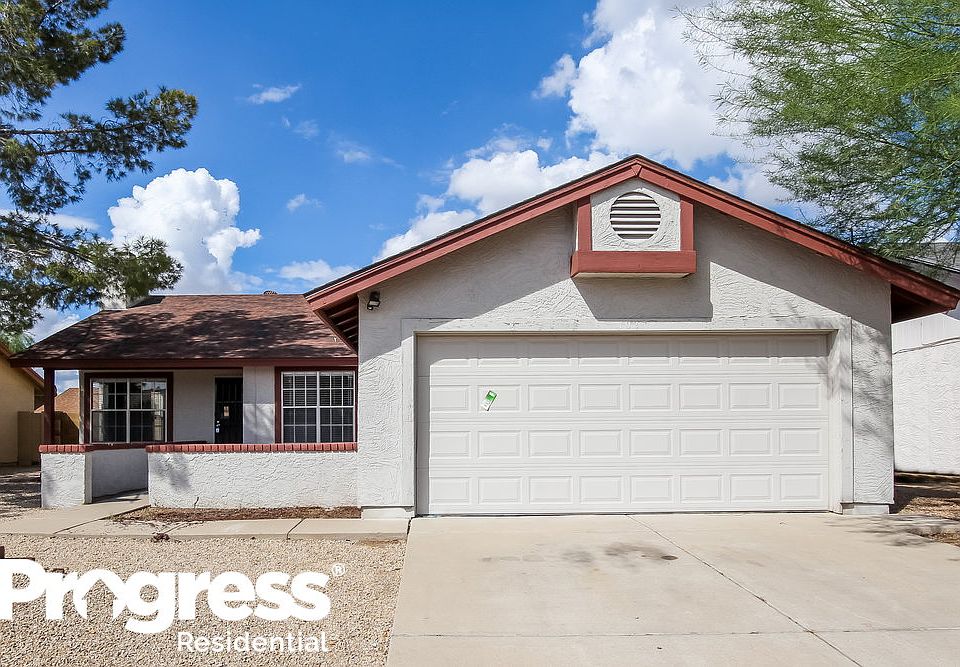 1st image of 102 W Oraibi Dr