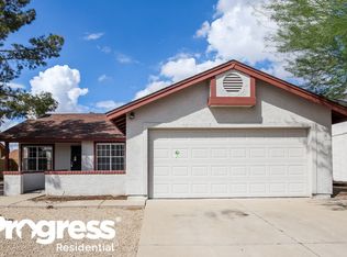 102 W Oraibi Dr, Phoenix, AZ 85027