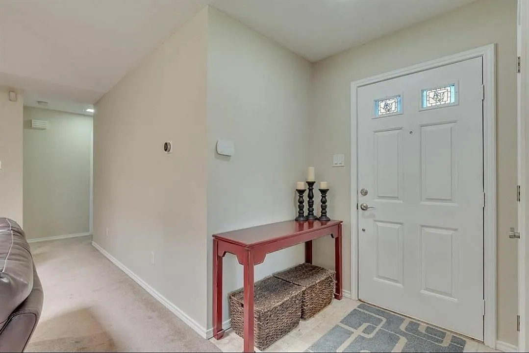 2712 Mill Trce — Photo 2
