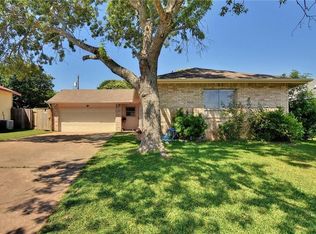 1107 Pitcairn Dr, Pflugerville, TX 78660