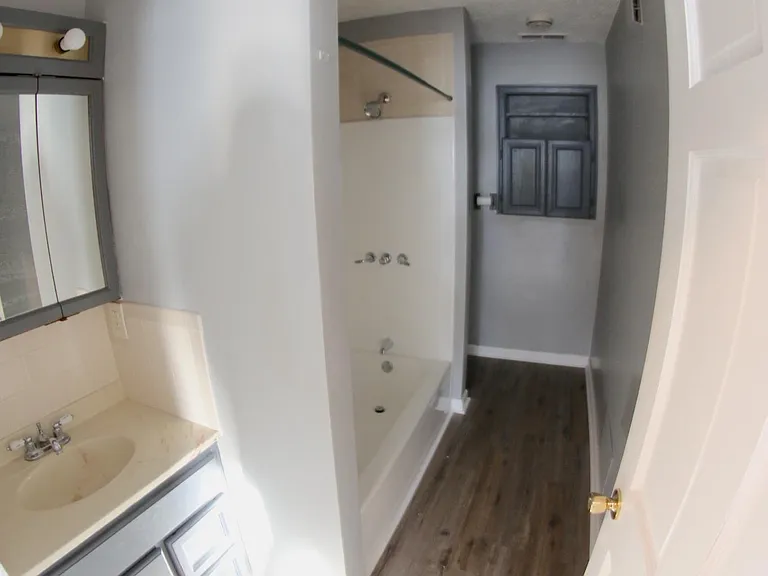 3033 State St NW #2 — Photo 5