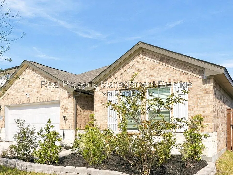 2543 Bay Winds Ln