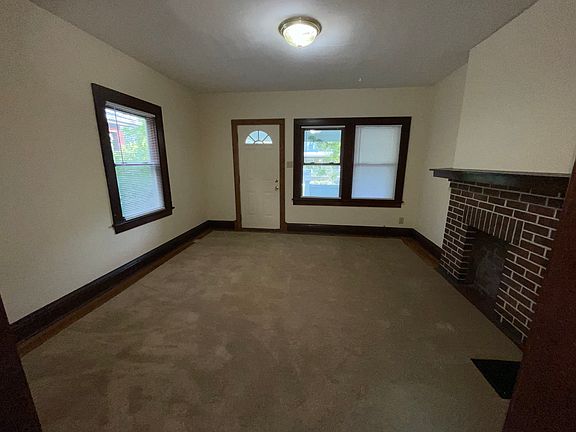 3rd image of 70 W Blake Ave #70