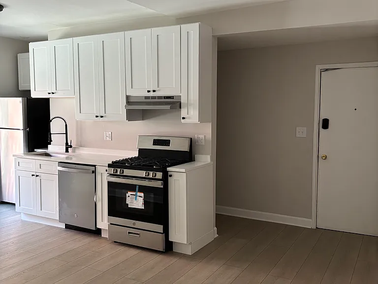 3104 W Douglas Blvd #1W — Photo 9