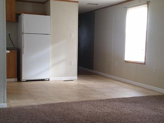 4th image of 1508 9th St Lot 32