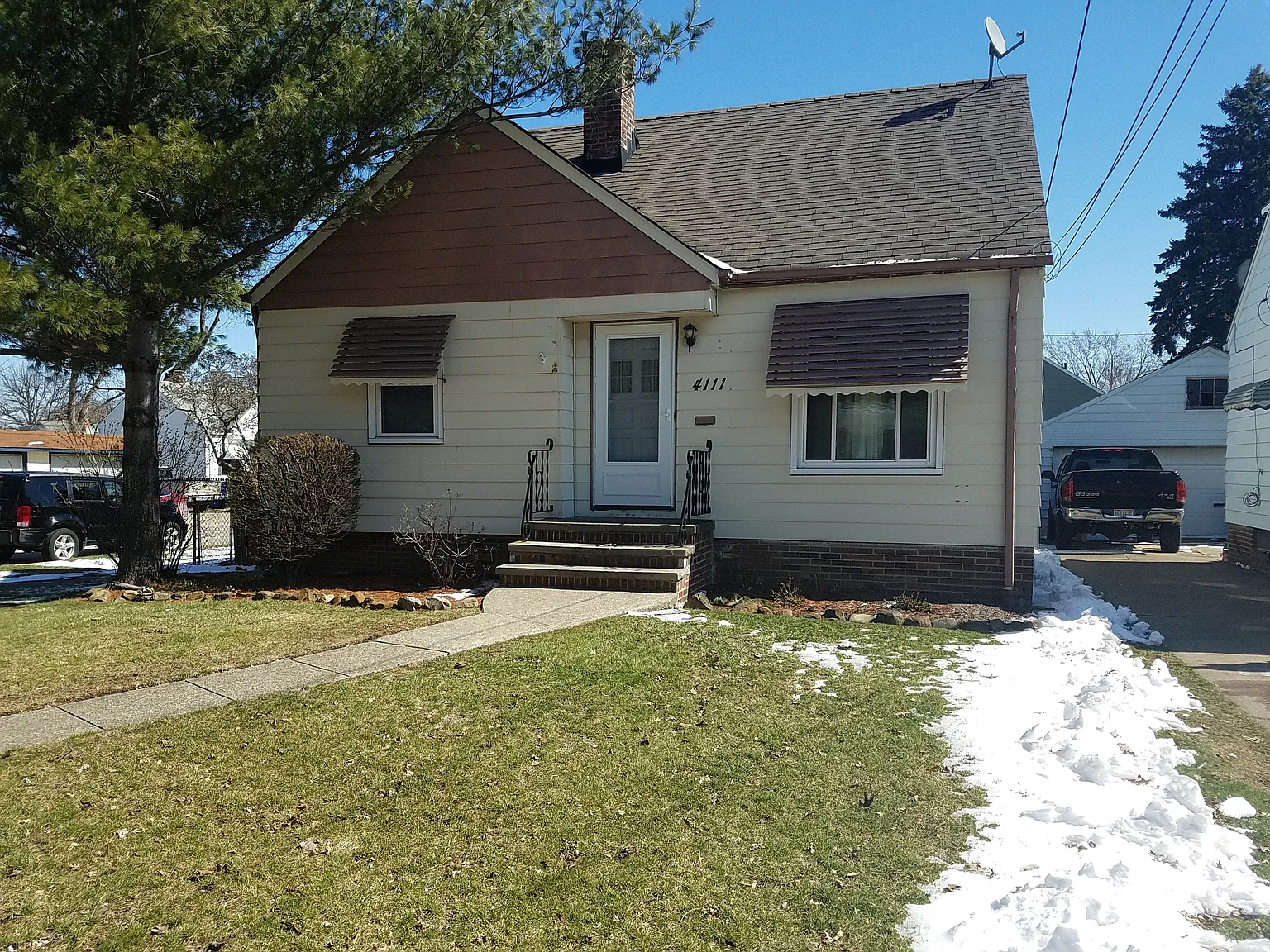 4111 W 140th St photo 1