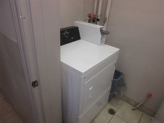3rd image of 9 Princess St #204