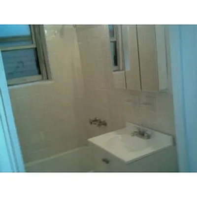 Rented by Veritas Property Management | media 38