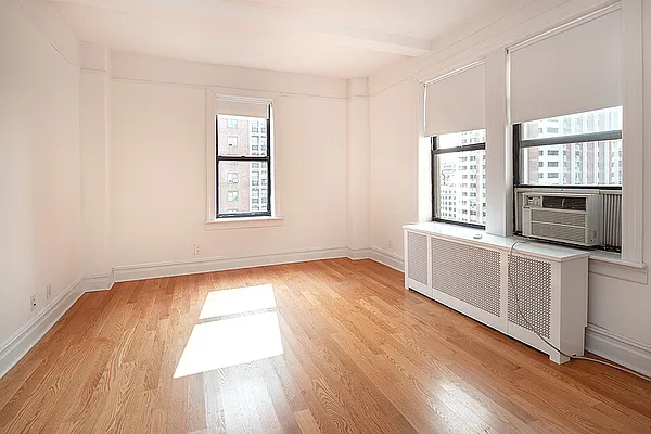 Rented by Rita S Citrin, LREB | media 2