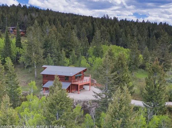 3190 Sorensen Creek Dr, Victor, ID 83455