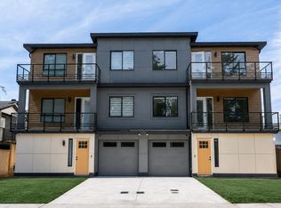10721 157th St #102, Surrey, BC V4N 1K2