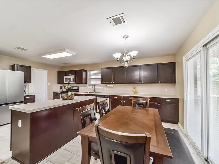 3818 Brook Garden Ln — Photo 13