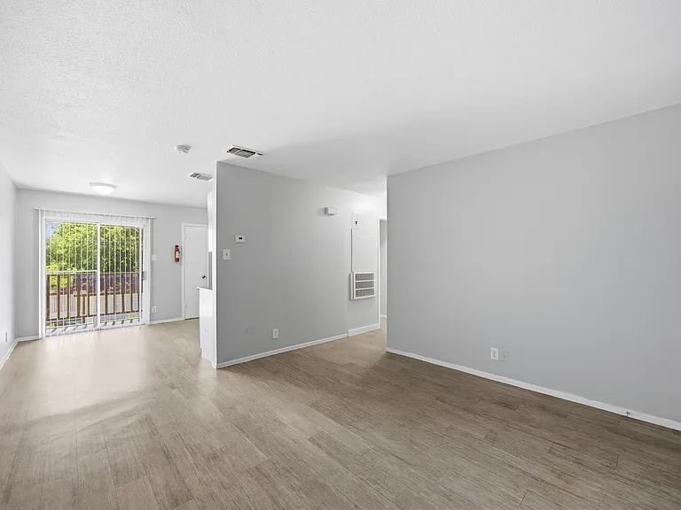 430 Kendalia Ave #0 — Photo 5
