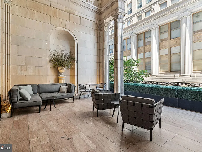 875 Sansom St #1618 — Photo 33