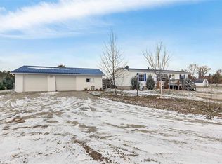 N9769 Mead Ln, Crivitz, WI 54114