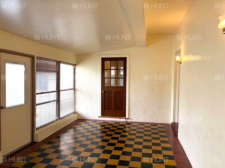 1 E Park Ln #321 — Photo 5