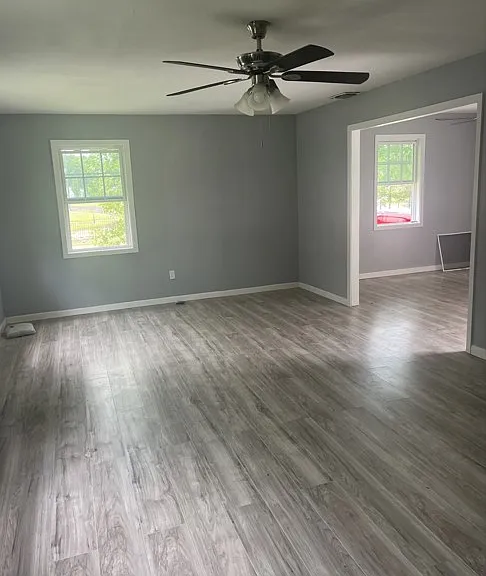 302 E Spruce St — Photo 1