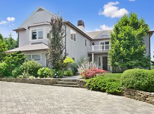 37 Old Main Rd, Quogue, NY 11959