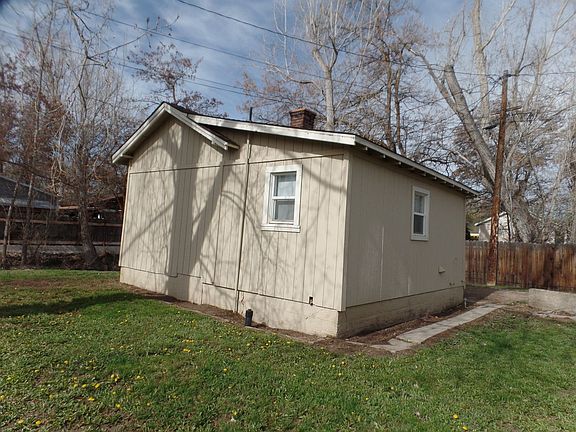 2nd image of 110 Small St #1/2