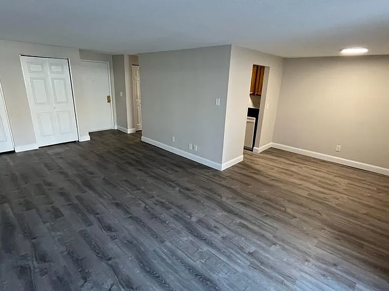 Hilltop Apts LLC — Photo 73