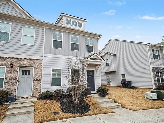 2nd image of 809 Ambient Way SW