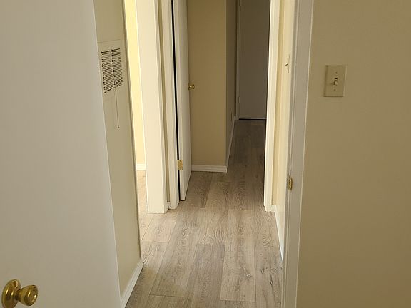 4th image of 738 California Ave #1/2