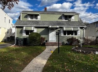3 Irving Pl FLOOR 1, Bergenfield, NJ 07621