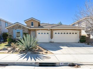 4108 Club Vista Dr, Palmdale, CA 93551