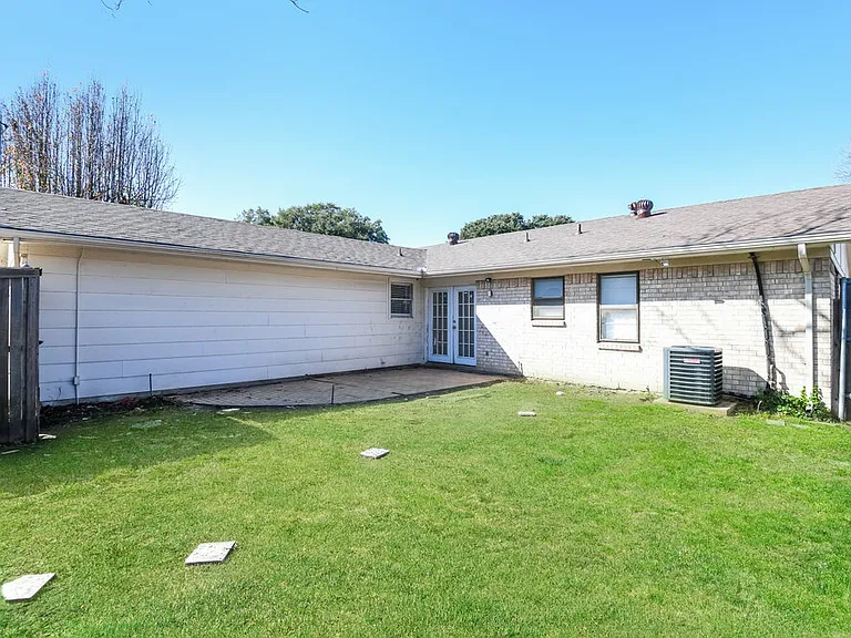 2532 Belhaven Dr — Photo 25