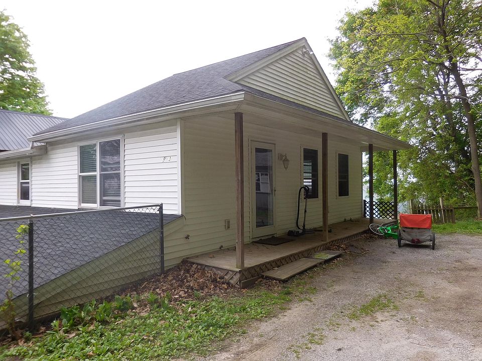 Front Porch Entrance