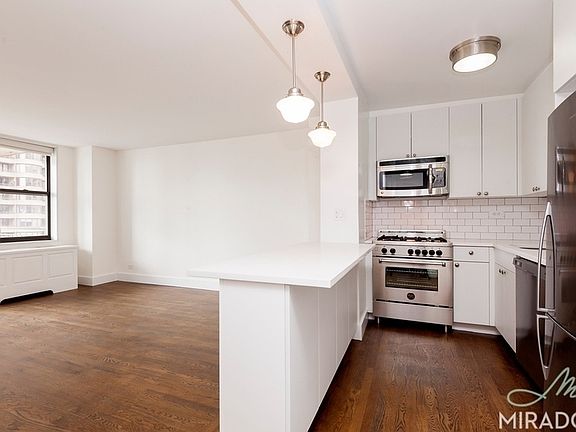 3rd image of 330 E 39th St APT 5H