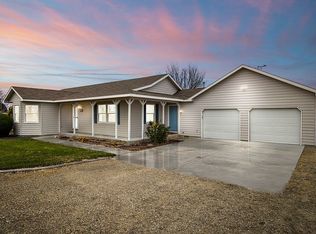 3294 W Twin View Ln, Meridian, ID 83642