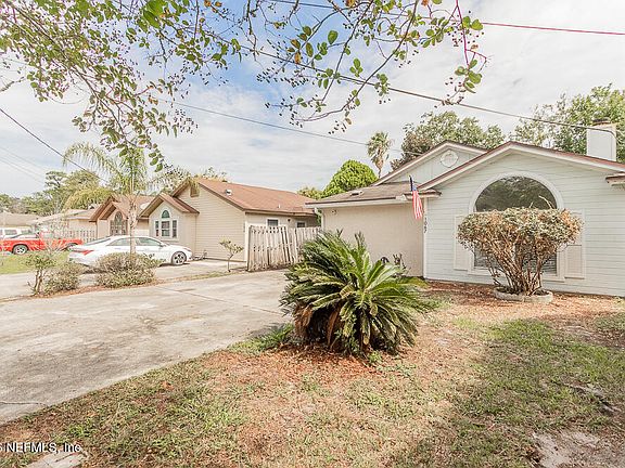 4th image of 1067 Hibiscus St