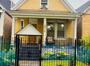 3513 W Beach Ave, Chicago, IL 60651