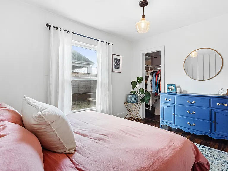 3904 S Pearl St — Photo 5