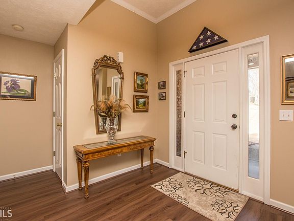 2nd image of 2142 Vintage Oaks Dr