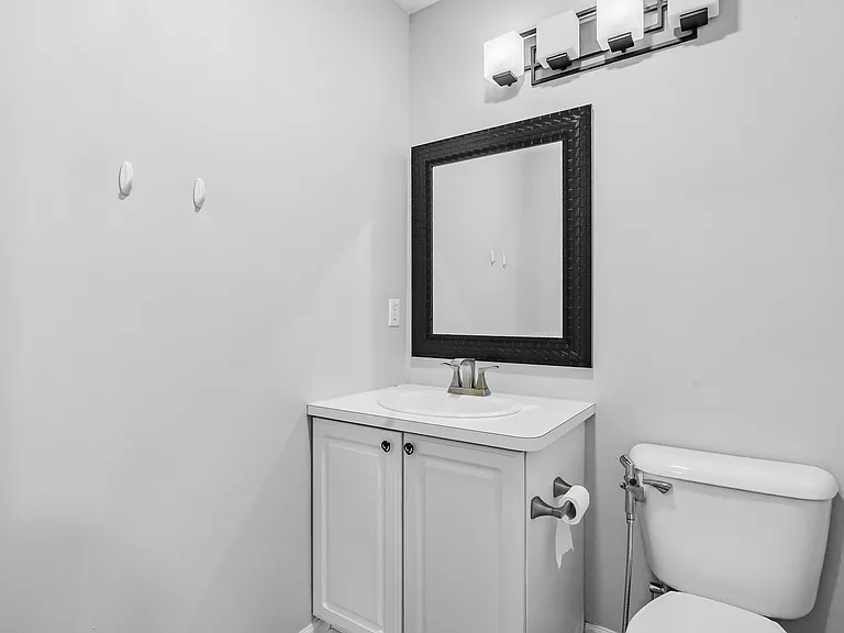 1751 Lanhan Ct — Photo 2