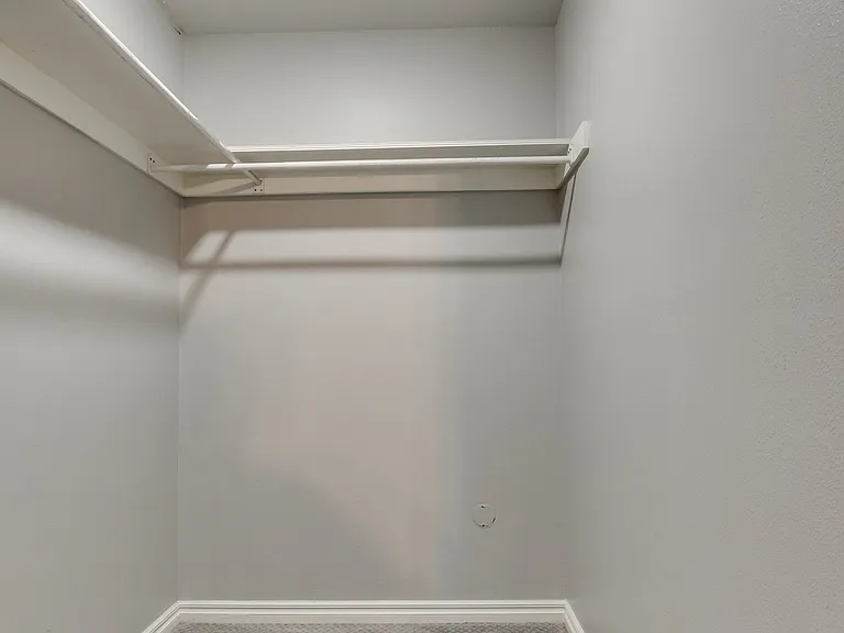 1442 Duffner Dr — Photo 33