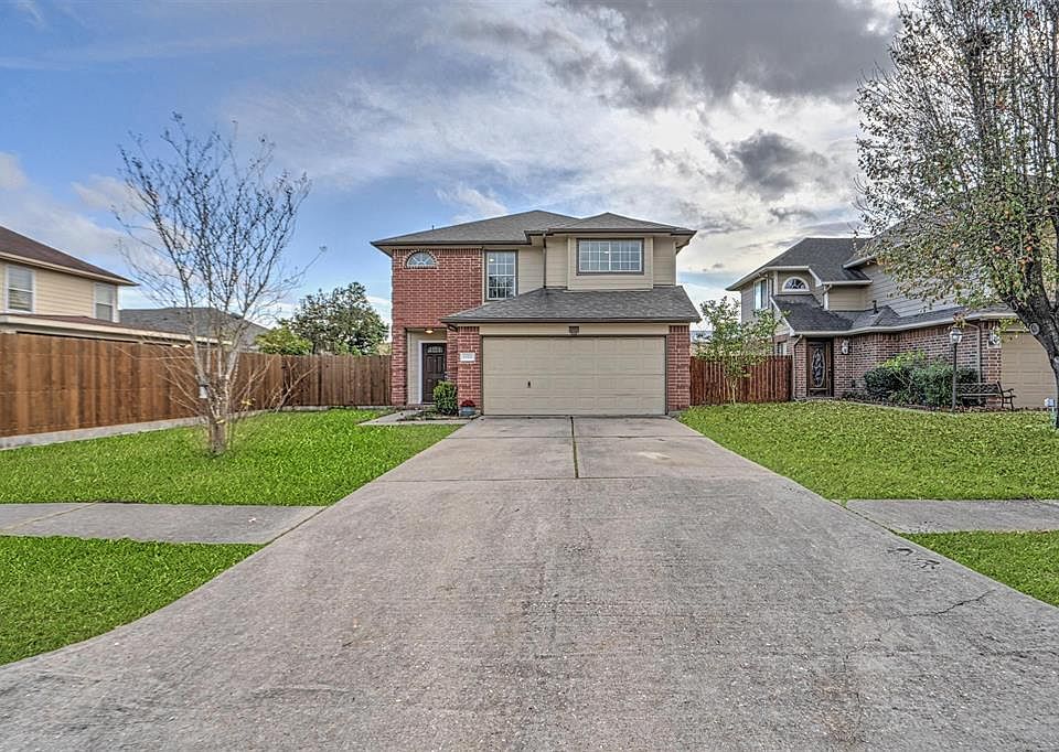 1st image of 19511 Cypress Moss Dr
