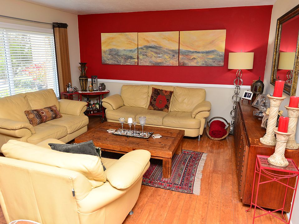 1st image of 1075 Las Rosas Ct