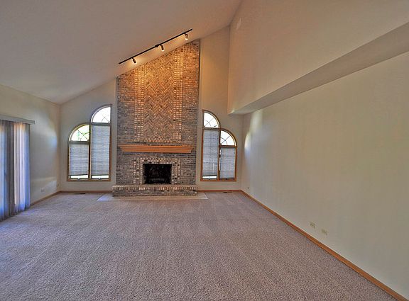 5th image of 1526 Pine Lake Dr