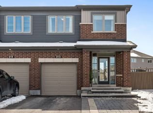 213 Belleek Ln, Ottawa, ON K2J6G2
