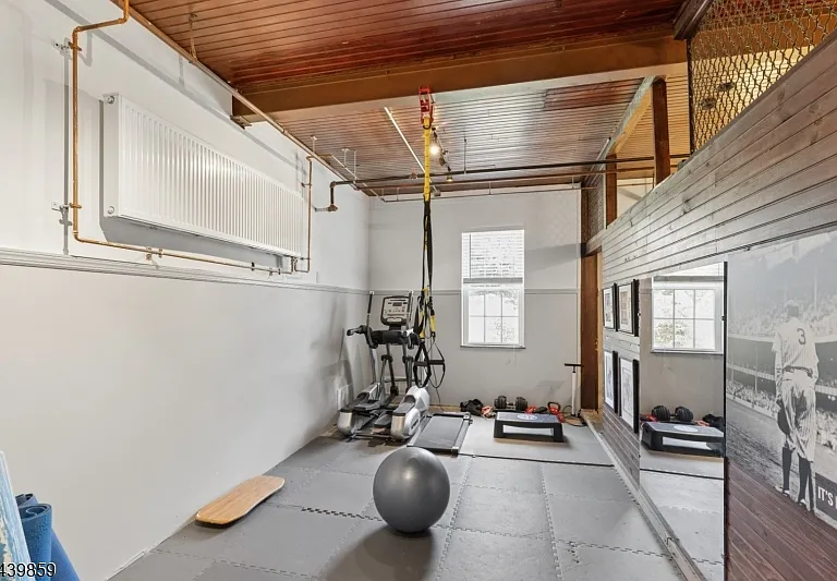 12 Forest Ave — Photo 12