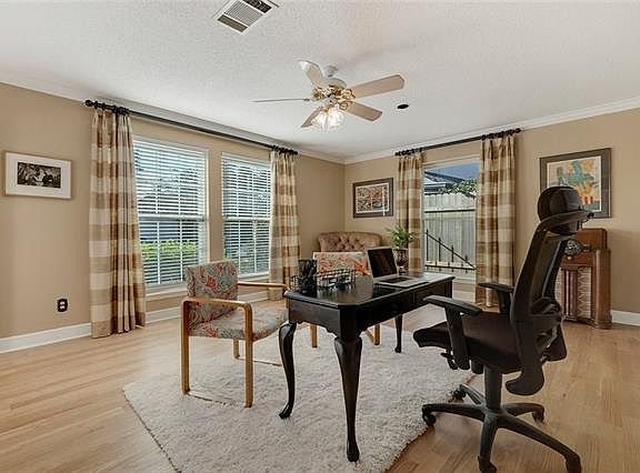 5th image of 3909 Mouton St