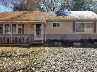 20 Caledonia Rd, Pueblo, CO 81001