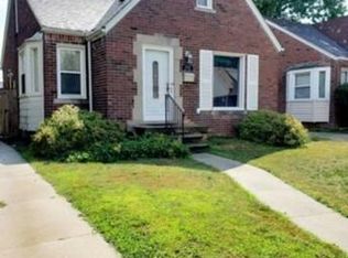 15242 Nehls Ave, Eastpointe, MI 48021