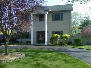 252 Terrace Dr, Munster, IN 46321